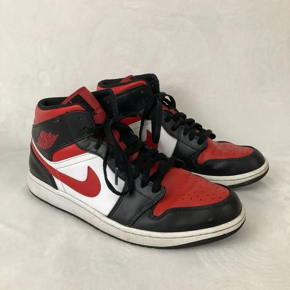 Air Jordan 1 Mid Bred (2022) Size 12 Nike Red White Black (554724-079)